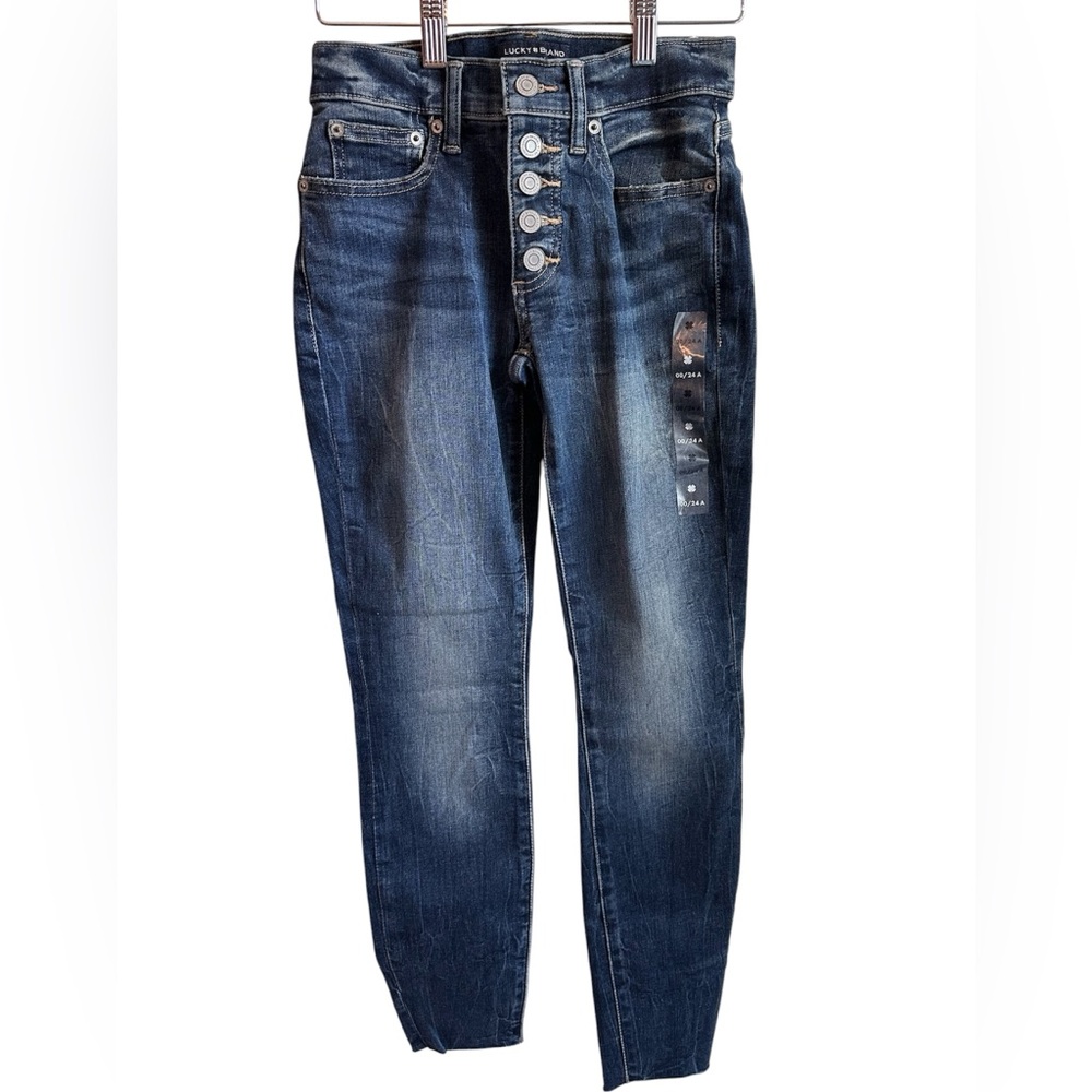 Lucky Brand Dark Blue Denim Jeans with Button fly. NWT